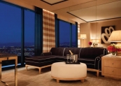 Encore - Panoramic Suite King Sitting Room