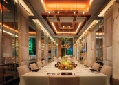 SW Steakhouse private dining with lake view